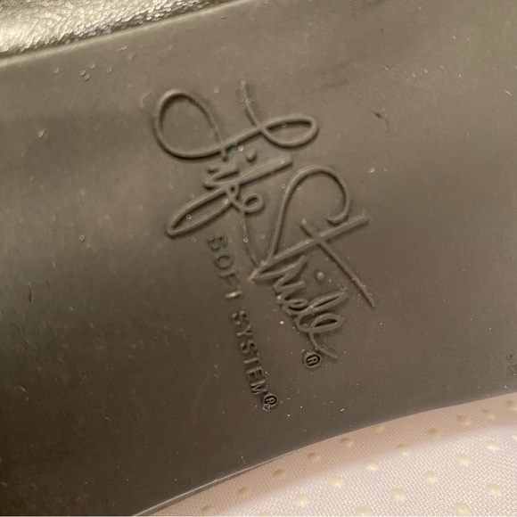 Stylish Black Loafers for Women - Picture 4 of 9